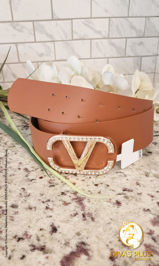 Cinturón de talla grande marrón castaño con diamantes de imitación en V